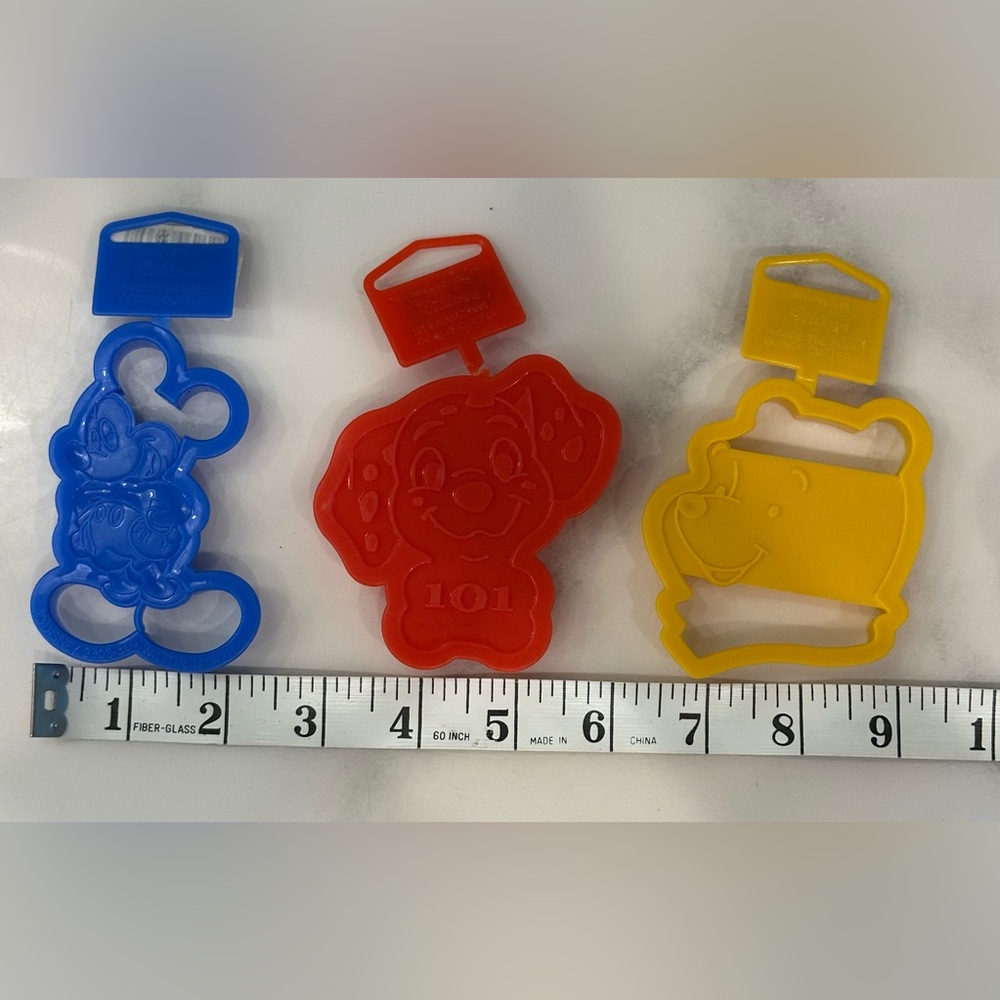 Set of 3 Cartoon Character Cookie Cutters
Wilton